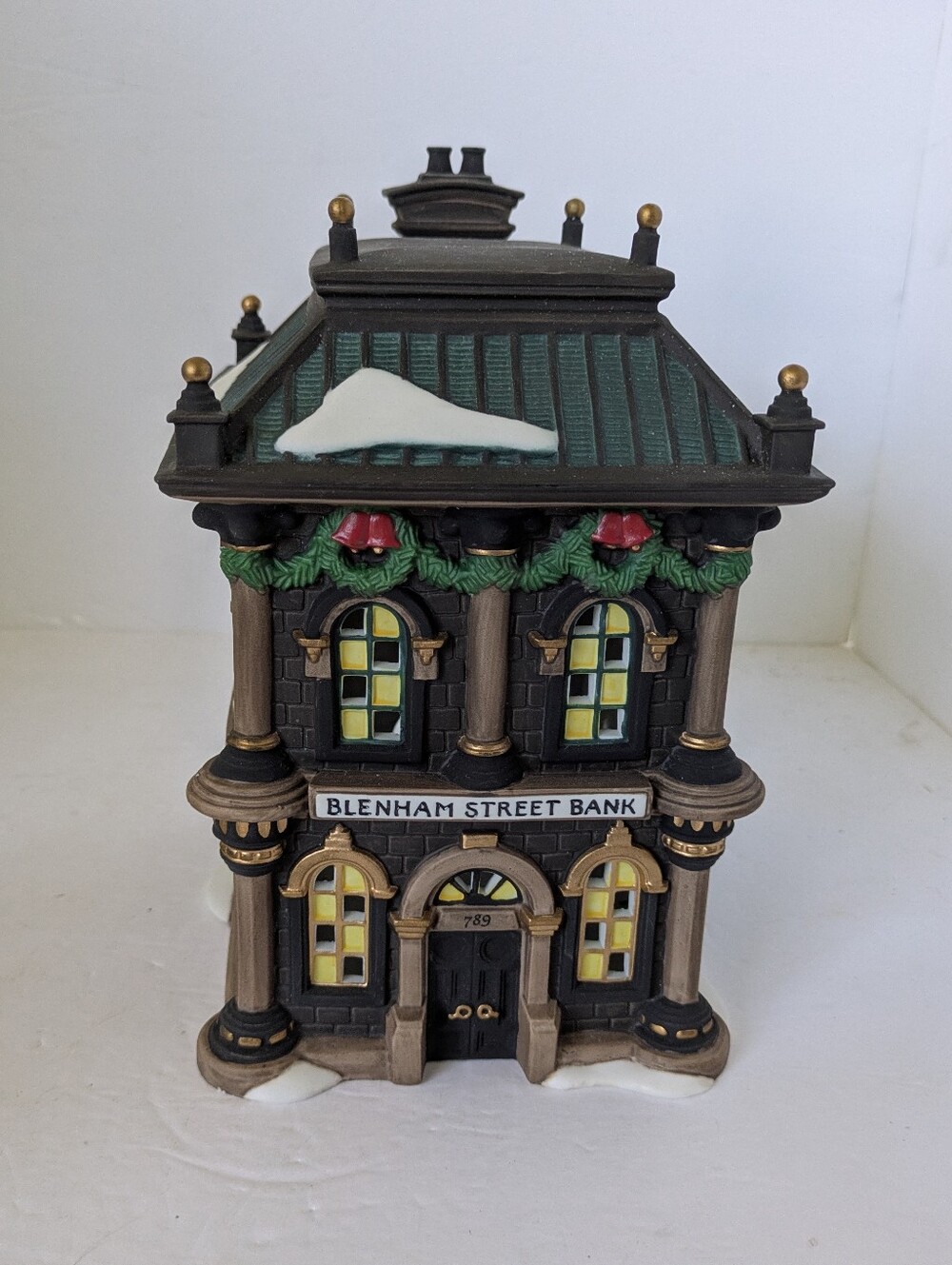 Department 56 Heritage Village Collection Dickens Series Blenham Street Bank